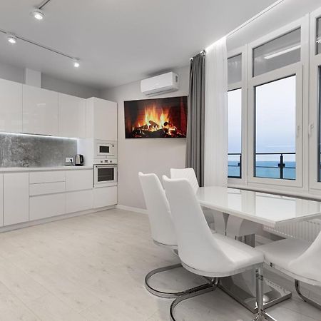 44 Pearl 1-Bedroom Panoramic Sea View Apartment Odessa Eksteriør billede